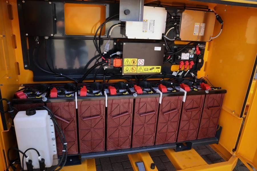 Haulotte HS18EPRO Valid Inspection, Full Electric 4x4 Drive - Ollós emelő: 5 kép. Haulotte HS18EPRO Valid Inspection, Full Electric 4x4 Drive - Ollós emelő: 5 kép.