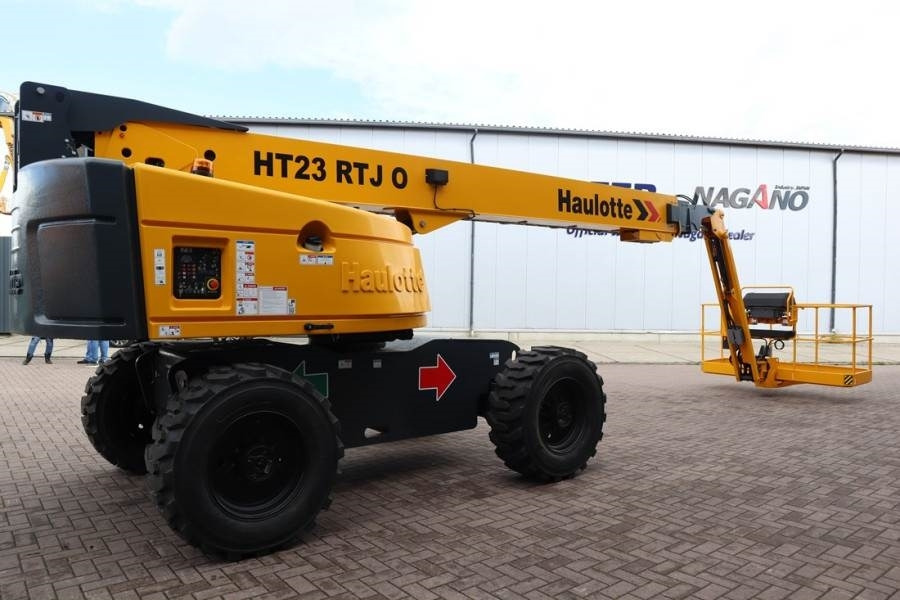 Haulotte HT23RTJ O Valid Inspection, *Guarantee! Diesel, 4x - Teleszkópos emelő: 2 kép. Haulotte HT23RTJ O Valid Inspection, *Guarantee! Diesel, 4x - Teleszkópos emelő: 2 kép.