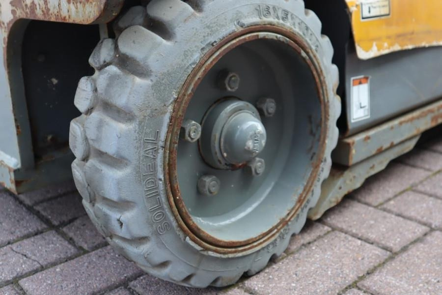 Személyemelő Haulotte STAR 10 As-Is, Electric, 10m Working Height, 3m Re: 9 kép. Személyemelő Haulotte STAR 10 As-Is, Electric, 10m Working Height, 3m Re: 9 kép.