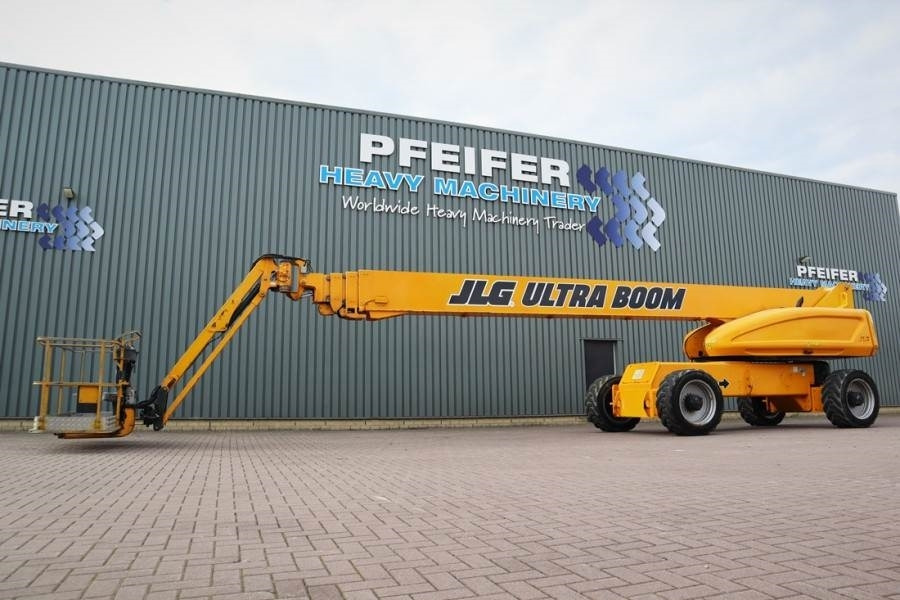 JLG 1350SJP Diesel, 4x4x4 Drive 43.3m Working Height, - Teleszkópos emelő: 1 kép. JLG 1350SJP Diesel, 4x4x4 Drive 43.3m Working Height, - Teleszkópos emelő: 1 kép.