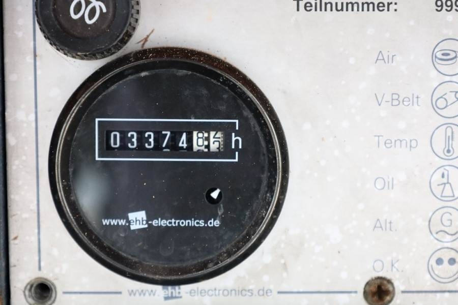 JLG 260-25 Diesel, 4x4 Drive, 9.80m Hydraulic Deck Ext - Ollós emelő: 5 kép. JLG 260-25 Diesel, 4x4 Drive, 9.80m Hydraulic Deck Ext - Ollós emelő: 5 kép.