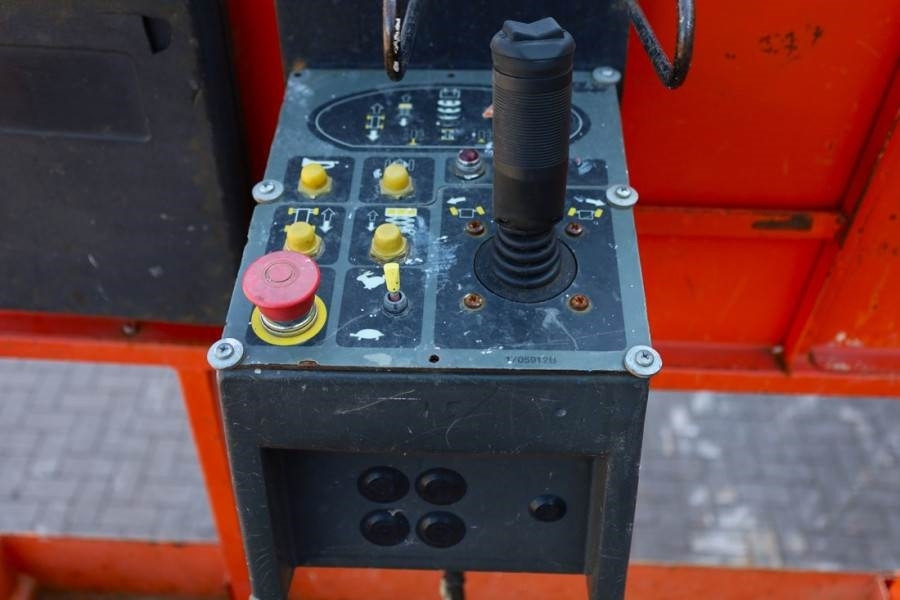 JLG 3369LE Electric, 12m Working Height, 450kg Capacit - Ollós emelő: 4 kép. JLG 3369LE Electric, 12m Working Height, 450kg Capacit - Ollós emelő: 4 kép.