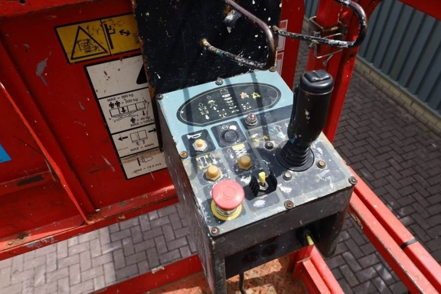 JLG 4069LE Electric, 14.2m Working Height, 360kg Capac - Ollós emelő: 5 kép. JLG 4069LE Electric, 14.2m Working Height, 360kg Capac - Ollós emelő: 5 kép.