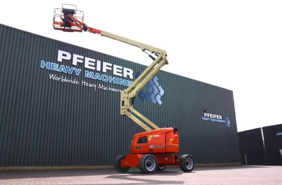 JLG EC-520AJ Electric, 18m Working Height, 10.65m Reac - Személyemelő: 2 kép. JLG EC-520AJ Electric, 18m Working Height, 10.65m Reac - Személyemelő: 2 kép.
