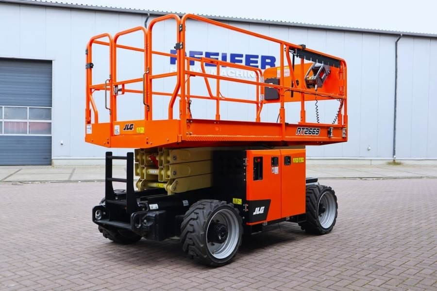 JLG RT2669 Unused, Diesel, 10m Working Height, 680kg C - Ollós emelő: 2 kép. JLG RT2669 Unused, Diesel, 10m Working Height, 680kg C - Ollós emelő: 2 kép.