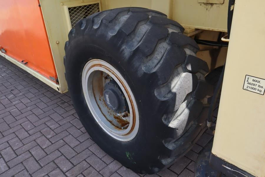 Ollós emelő JLG SL320-30 Diesel, 4x4 Drive, 34m Working Height, 14: 17 kép.