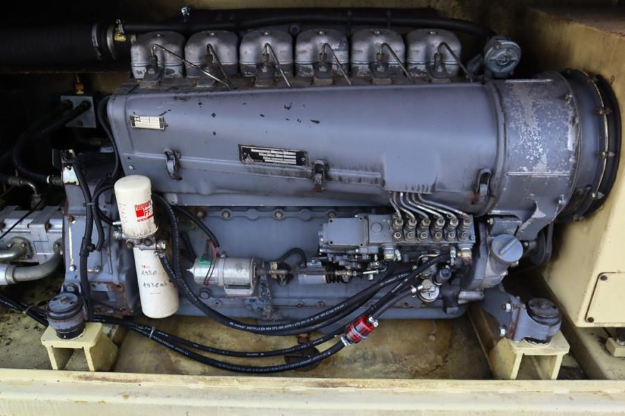 Ollós emelő JLG SL320-30 Diesel, 4x4 Drive, 34m Working Height, 14: 12 kép.