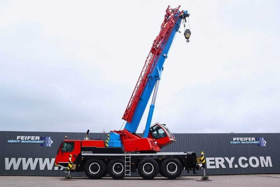 Liebherr LTM1070-4.2 Dutch Vehicle Registration, Valid Insp - Terepjáró autódaru: 2 kép. Liebherr LTM1070-4.2 Dutch Vehicle Registration, Valid Insp - Terepjáró autódaru: 2 kép.