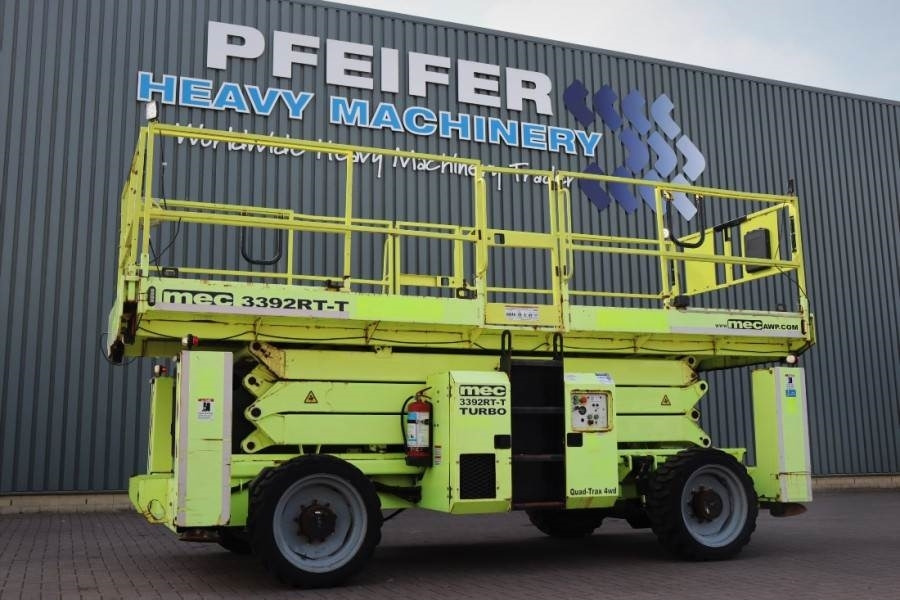 MEC 3392RT-T Diesel, 4x4 Drive, 12m Working Height, 12 - Ollós emelő: 1 kép. MEC 3392RT-T Diesel, 4x4 Drive, 12m Working Height, 12 - Ollós emelő: 1 kép.