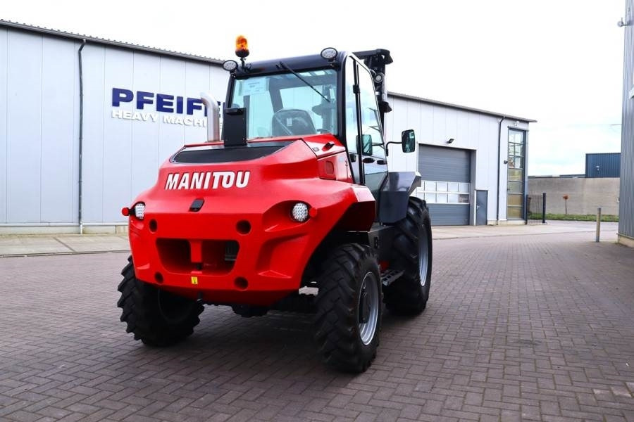 Manitou M30-4 Valid inspection, *Guarantee! Diesel, 4x4 D - Terepjáró képességű targoncá: 2 kép. Manitou M30-4 Valid inspection, *Guarantee! Diesel, 4x4 D - Terepjáró képességű targoncá: 2 kép.
