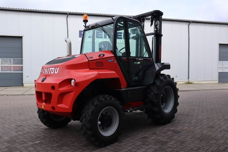 Manitou M30-4 Valid inspection, *Guarantee! Diesel, 4x4 Dr - Terepjáró képességű targoncá: 2 kép. Manitou M30-4 Valid inspection, *Guarantee! Diesel, 4x4 Dr - Terepjáró képességű targoncá: 2 kép.