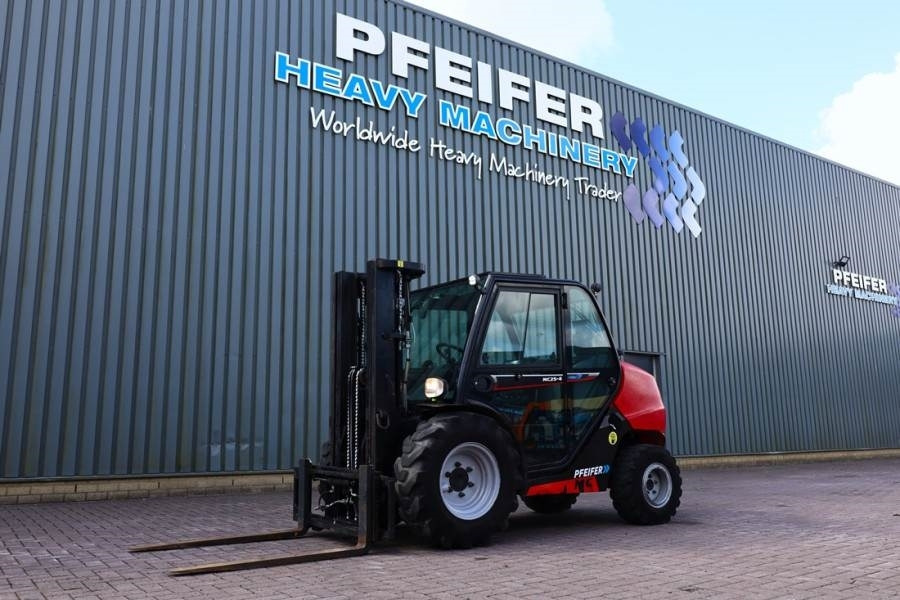 Manitou MC25-4 Valid Inspection, *Guarantee, Diesel, 4x4 D - Terepjáró képességű targoncá: 1 kép. Manitou MC25-4 Valid Inspection, *Guarantee, Diesel, 4x4 D - Terepjáró képességű targoncá: 1 kép.