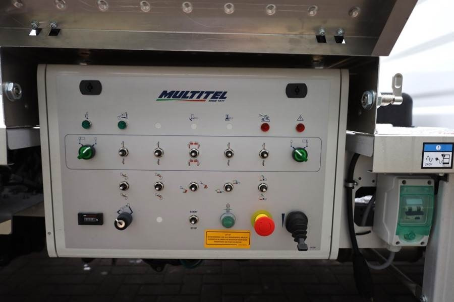 Multitel MTE270 Valid inspection, *Guarantee! Driving Licen  - Emelőkosaras teherautó: 5 kép. Multitel MTE270 Valid inspection, *Guarantee! Driving Licen  - Emelőkosaras teherautó: 5 kép.