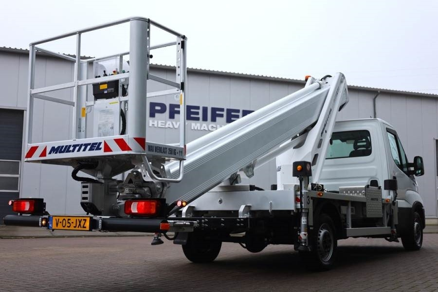 Multitel MTE270 Valid inspection, *Guarantee! Driving Licen  - Emelőkosaras teherautó: 2 kép. Multitel MTE270 Valid inspection, *Guarantee! Driving Licen  - Emelőkosaras teherautó: 2 kép.