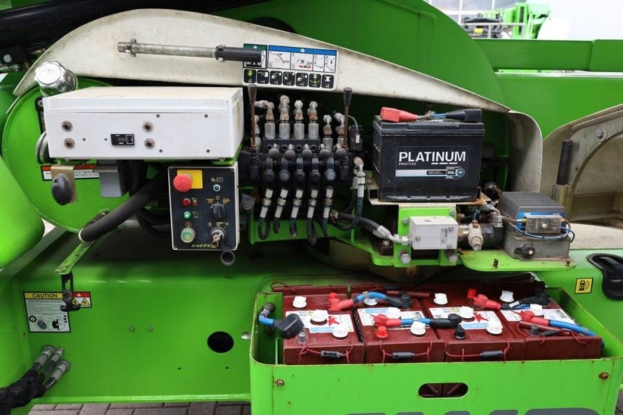 Személyemelő Niftylift HR21 HYBRID Hybrid, 4x4 Drive, 21m Working Height,: 5 kép. Személyemelő Niftylift HR21 HYBRID Hybrid, 4x4 Drive, 21m Working Height,: 5 kép.