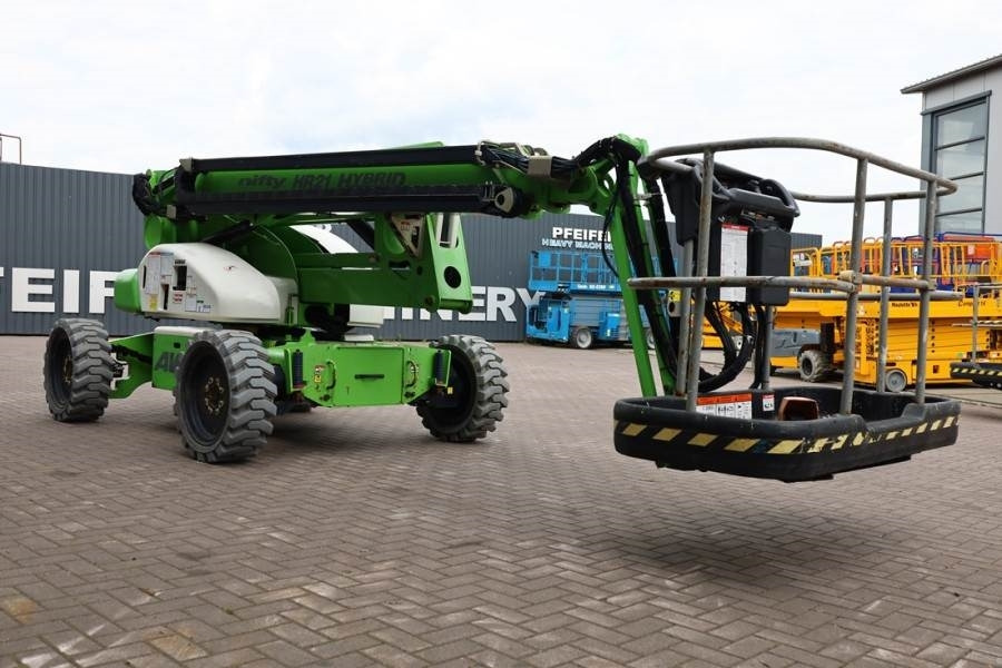 Személyemelő Niftylift HR21 HYBRID Hybrid, 4x4 Drive, 21m Working Height,: 7 kép. Személyemelő Niftylift HR21 HYBRID Hybrid, 4x4 Drive, 21m Working Height,: 7 kép.