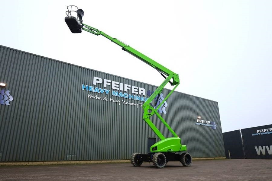 Niftylift HR21 HYBRIDE 4x4 MK2 Hybride, 4x4 Drive, 21m Worki - Személyemelő: 3 kép. Niftylift HR21 HYBRIDE 4x4 MK2 Hybride, 4x4 Drive, 21m Worki - Személyemelő: 3 kép.