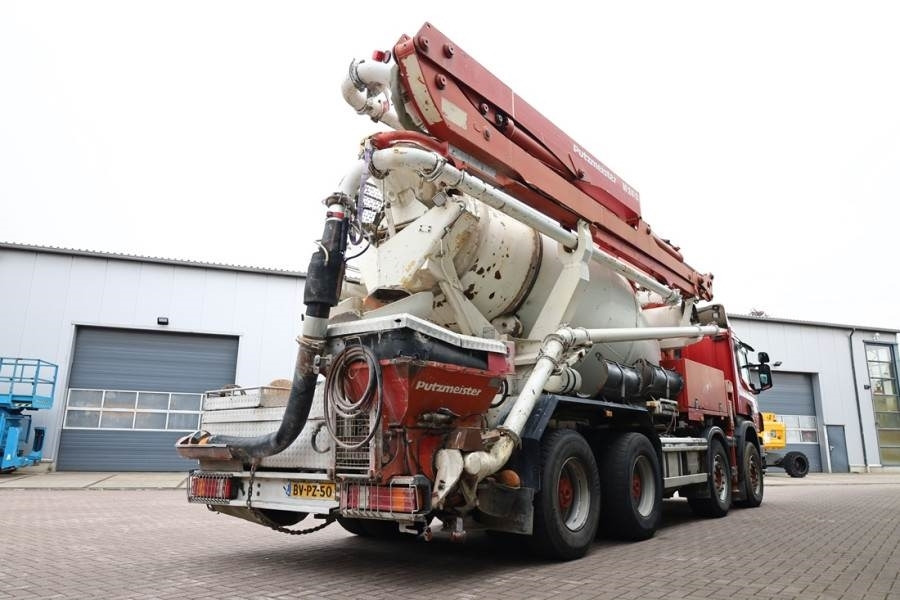 Scania 8x4 With Putzmeister PUMI 24-3.67CS Truck-mounted - Nyergesvontató: 2 kép. Scania 8x4 With Putzmeister PUMI 24-3.67CS Truck-mounted - Nyergesvontató: 2 kép.