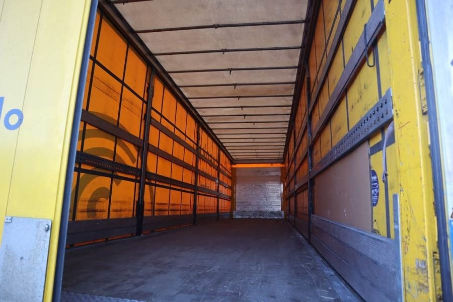 Schmitz Cargobull SCB3ST CoC Documents, TuV Loading Certif - Ponyvás pótkocsi: 3 kép. Schmitz Cargobull SCB3ST CoC Documents, TuV Loading Certif - Ponyvás pótkocsi: 3 kép.