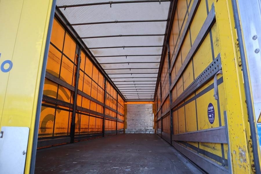 Schmitz Cargobull SCB3ST CoC Documents, TuV Loading Certif - Ponyvás pótkocsi: 3 kép. Schmitz Cargobull SCB3ST CoC Documents, TuV Loading Certif - Ponyvás pótkocsi: 3 kép.