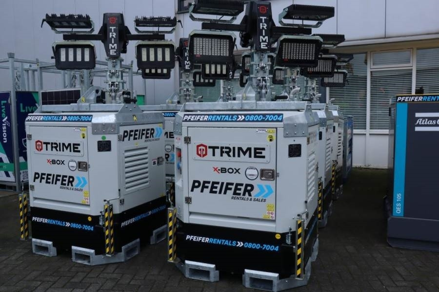 Trime X-BOX 4x320W Valid inspection, *Guarantee! H - Világító állvány: 2 kép. Trime X-BOX 4x320W Valid inspection, *Guarantee! H - Világító állvány: 2 kép.