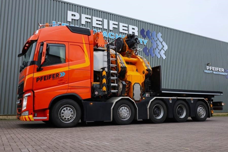 Volvo FH12 With Cormach 135tm Crane Volvo FH12 10x4 With - Terepjáró autódaru: 1 kép. Volvo FH12 With Cormach 135tm Crane Volvo FH12 10x4 With - Terepjáró autódaru: 1 kép.