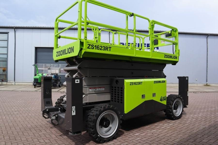 Zoomlion ZS1623RT Diesel, 4x4 Drive, 18m Working Height, 68 - Ollós emelő: 2 kép. Zoomlion ZS1623RT Diesel, 4x4 Drive, 18m Working Height, 68 - Ollós emelő: 2 kép.