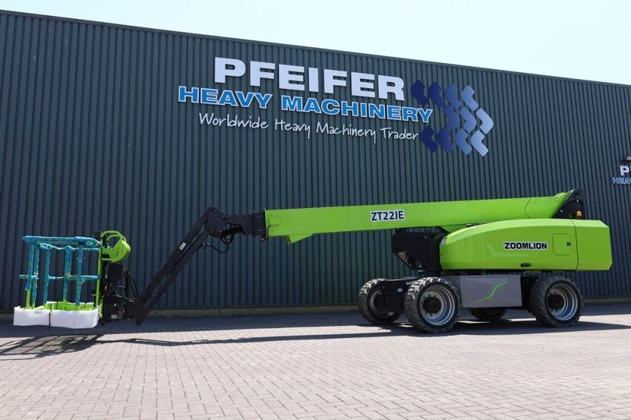 Zoomlion ZT22JE Fully Electric Lithium-Powered, 4x4 Rough T - Teleszkópos emelő: 1 kép. Zoomlion ZT22JE Fully Electric Lithium-Powered, 4x4 Rough T - Teleszkópos emelő: 1 kép.