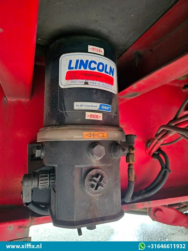 Platós félpótkocsi Meusburger 4-ass. Vlakke Mega oplegger met elektrische huifopbouw / 2x naloop ge: 16 kép. Platós félpótkocsi Meusburger 4-ass. Vlakke Mega oplegger met elektrische huifopbouw / 2x naloop ge: 16 kép.