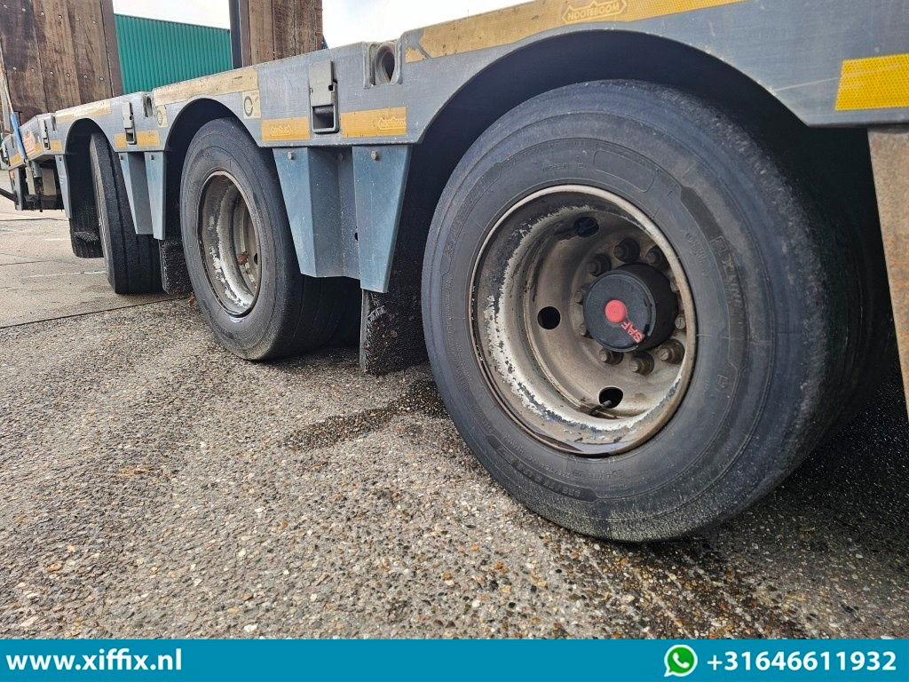 Nooteboom 3-ass. Semi dieplader met hydr. Kleppen / Naloop gestuurd - Félpótkocsi mélybölcsős: 5 kép. Nooteboom 3-ass. Semi dieplader met hydr. Kleppen / Naloop gestuurd - Félpótkocsi mélybölcsős: 5 kép.