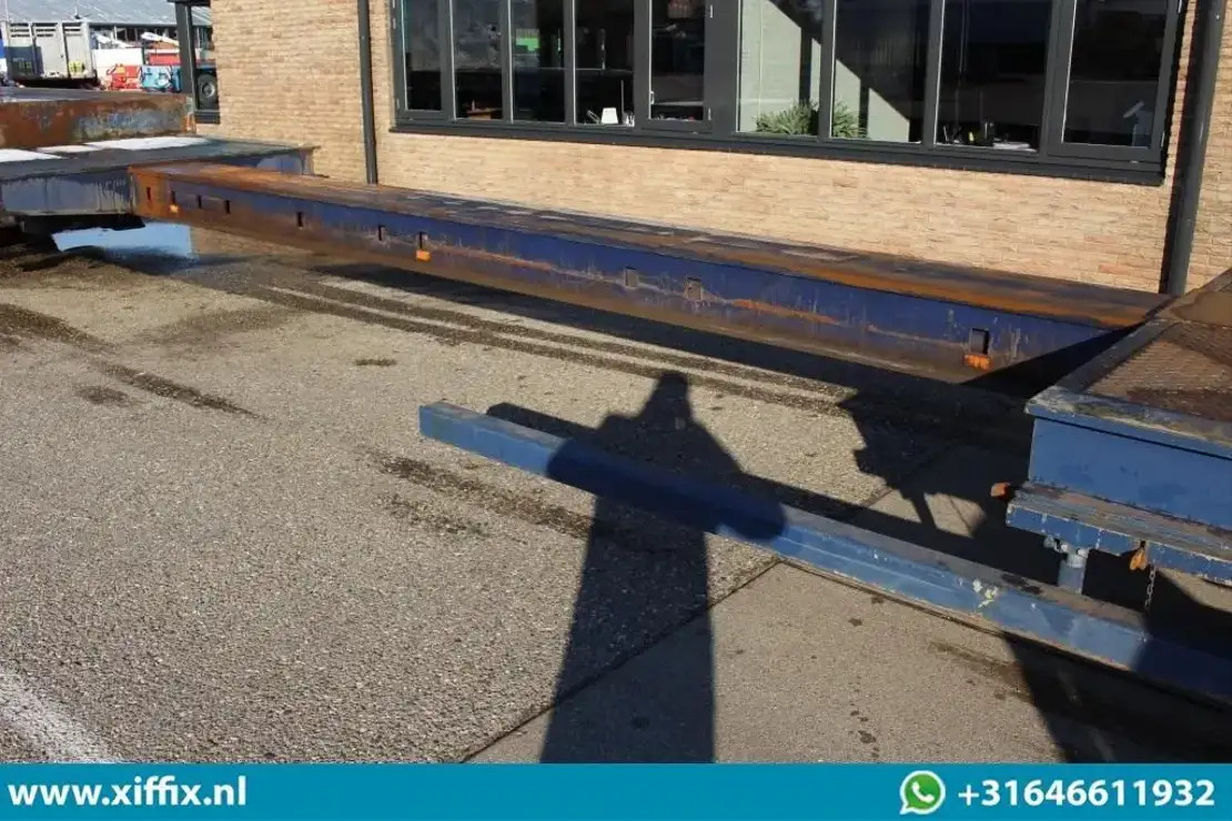 Nooteboom 3-ass. Uitschuifbare semi dieplader / 3x gestuurd - Félpótkocsi mélybölcsős: 5 kép. Nooteboom 3-ass. Uitschuifbare semi dieplader / 3x gestuurd - Félpótkocsi mélybölcsős: 5 kép.