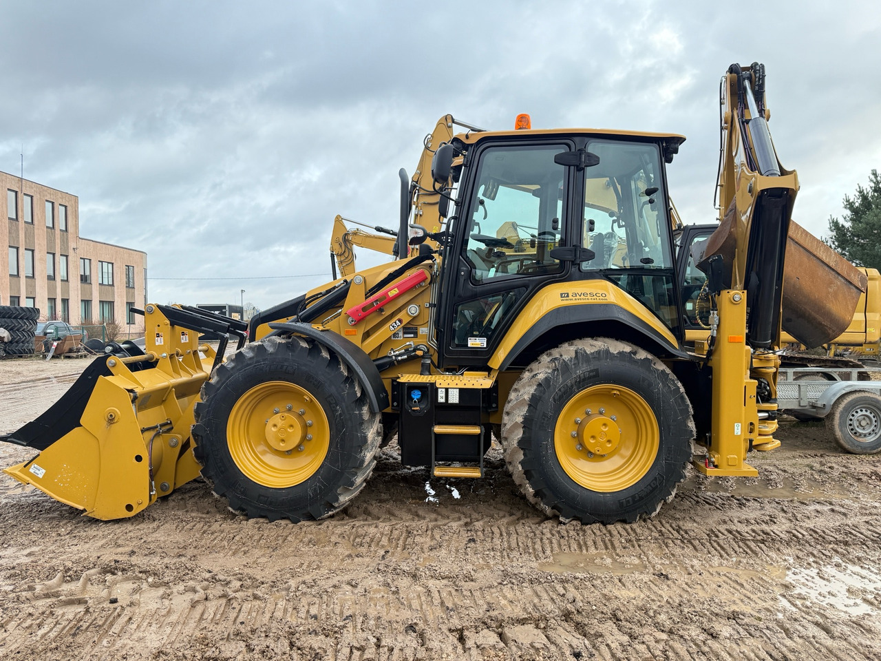 CATERPILLAR 434 - Kotrórakodó: 1 kép. CATERPILLAR 434 - Kotrórakodó: 1 kép.