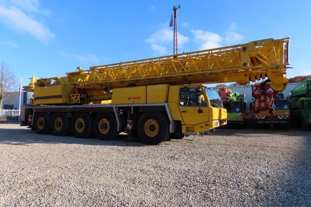 Faun ATF 100-5 - Terepjáró autódaru: 2 kép. Faun ATF 100-5 - Terepjáró autódaru: 2 kép.