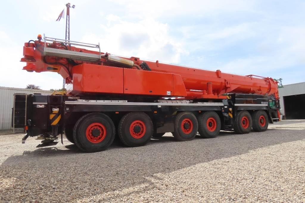 Liebherr LTM 1250-6.1 - Terepjáró autódaru: 3 kép. Liebherr LTM 1250-6.1 - Terepjáró autódaru: 3 kép.