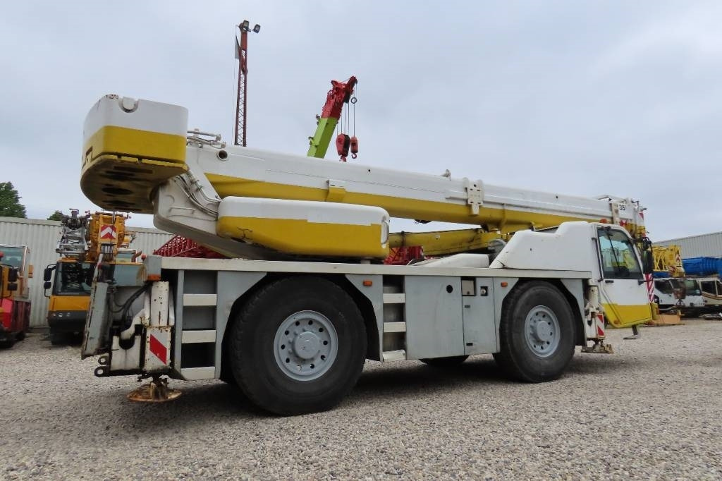 Terex PPM ATT 400/3 - Terepjáró autódaru: 3 kép. Terex PPM ATT 400/3 - Terepjáró autódaru: 3 kép.