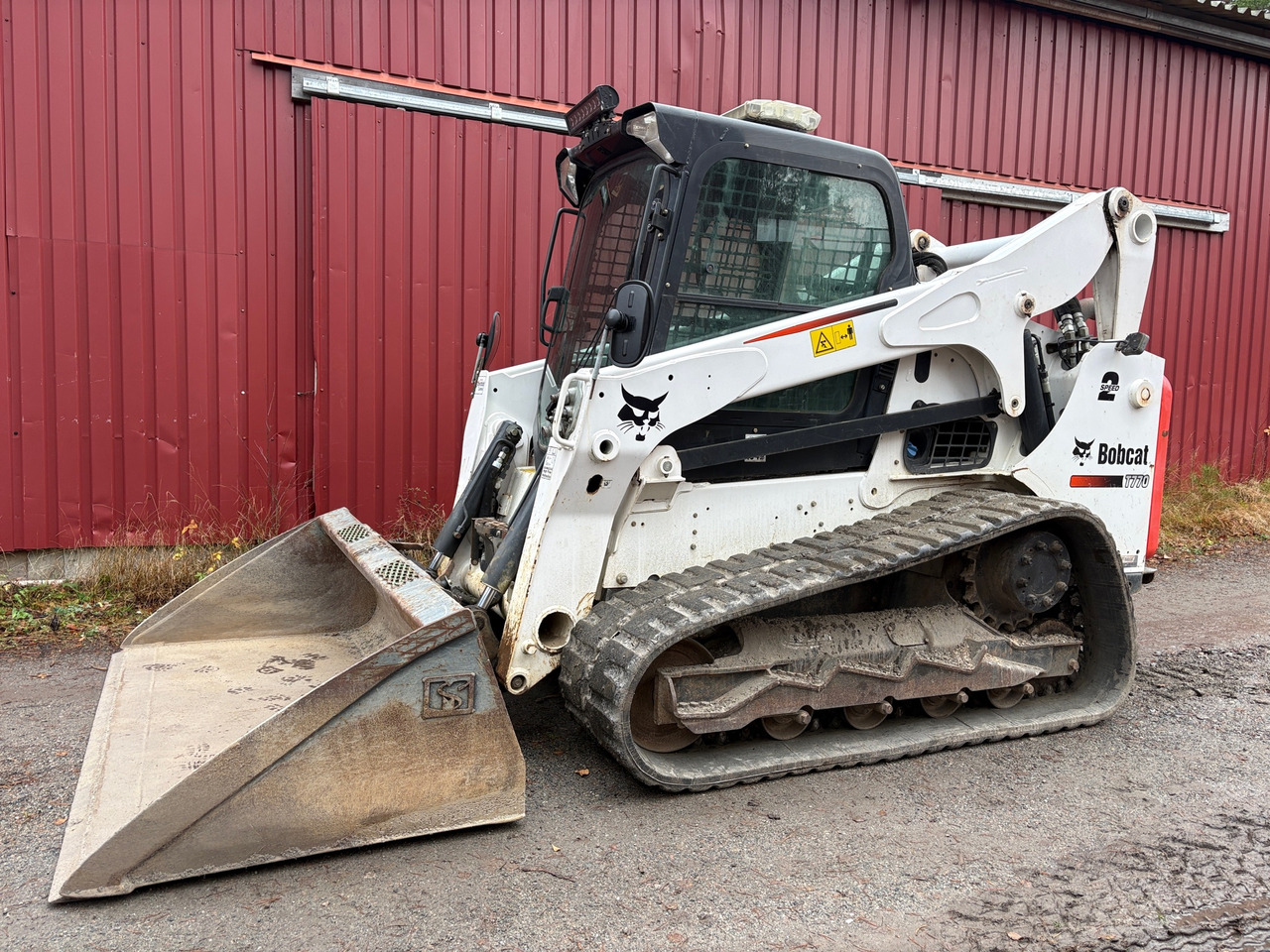 Bobcat T770 - Építőipari berendezések: 1 kép. Bobcat T770 - Építőipari berendezések: 1 kép.