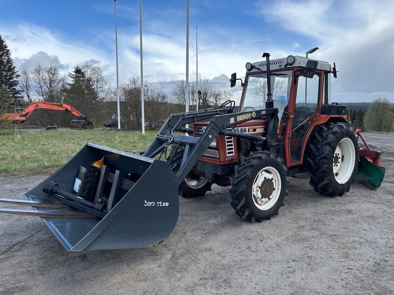 Fiat 45-66 DT - Traktor: 1 kép. Fiat 45-66 DT - Traktor: 1 kép.