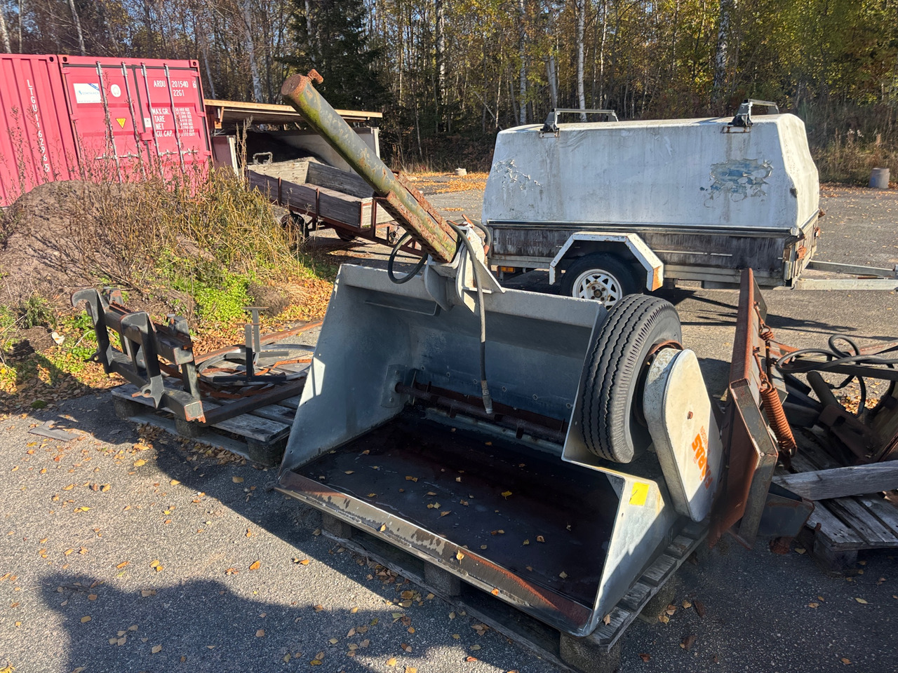 Fjärås 600/1350 - Homok-/ Sószóró: 1 kép. Fjärås 600/1350 - Homok-/ Sószóró: 1 kép.