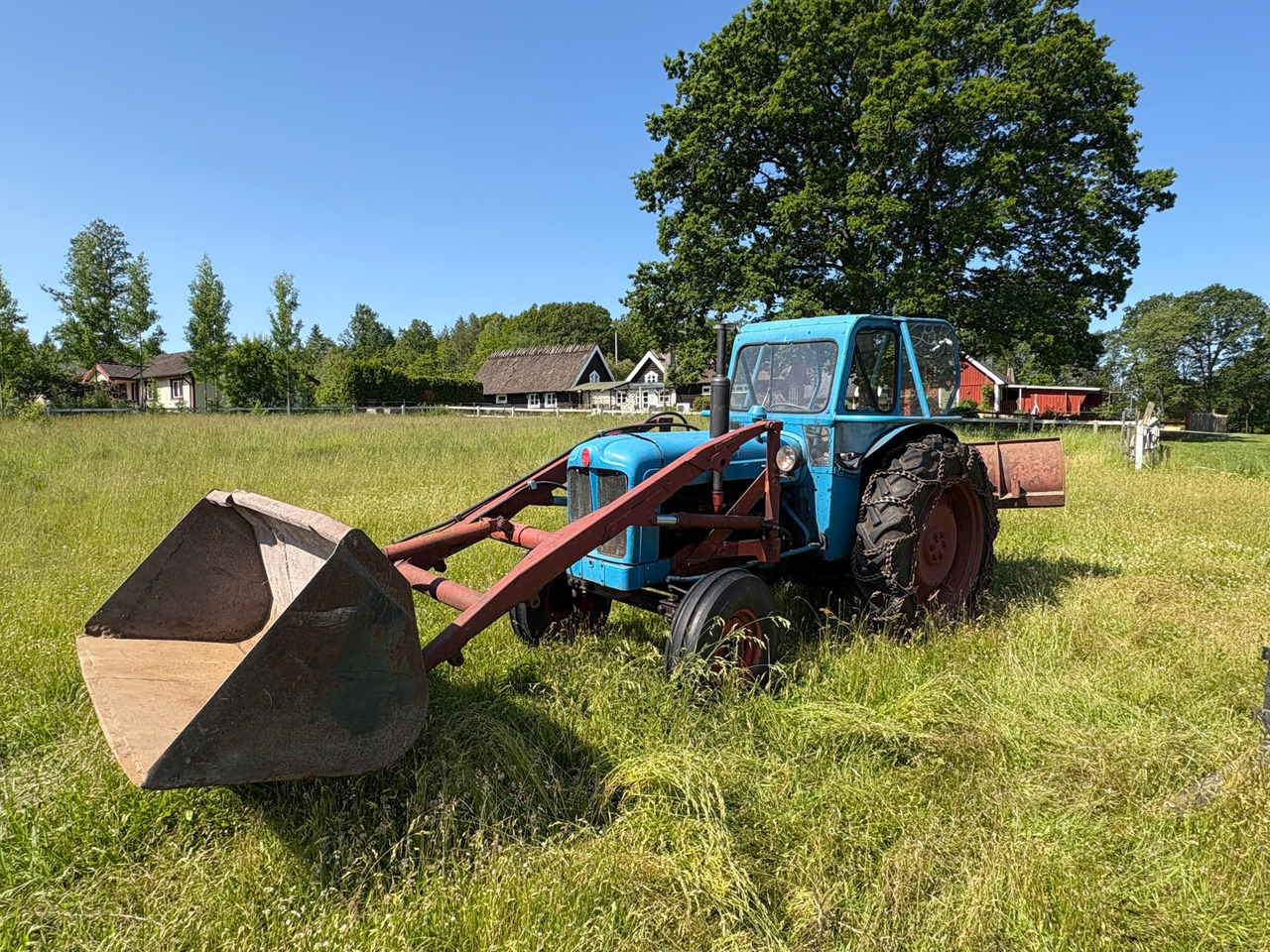 Fordson Power Major - Traktor: 1 kép. Fordson Power Major - Traktor: 1 kép.