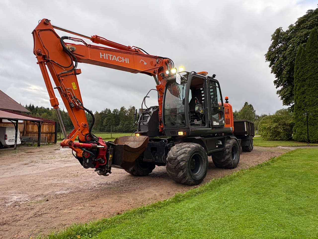 Hitachi ZX145W-3 - Kotrógép: 1 kép. Hitachi ZX145W-3 - Kotrógép: 1 kép.