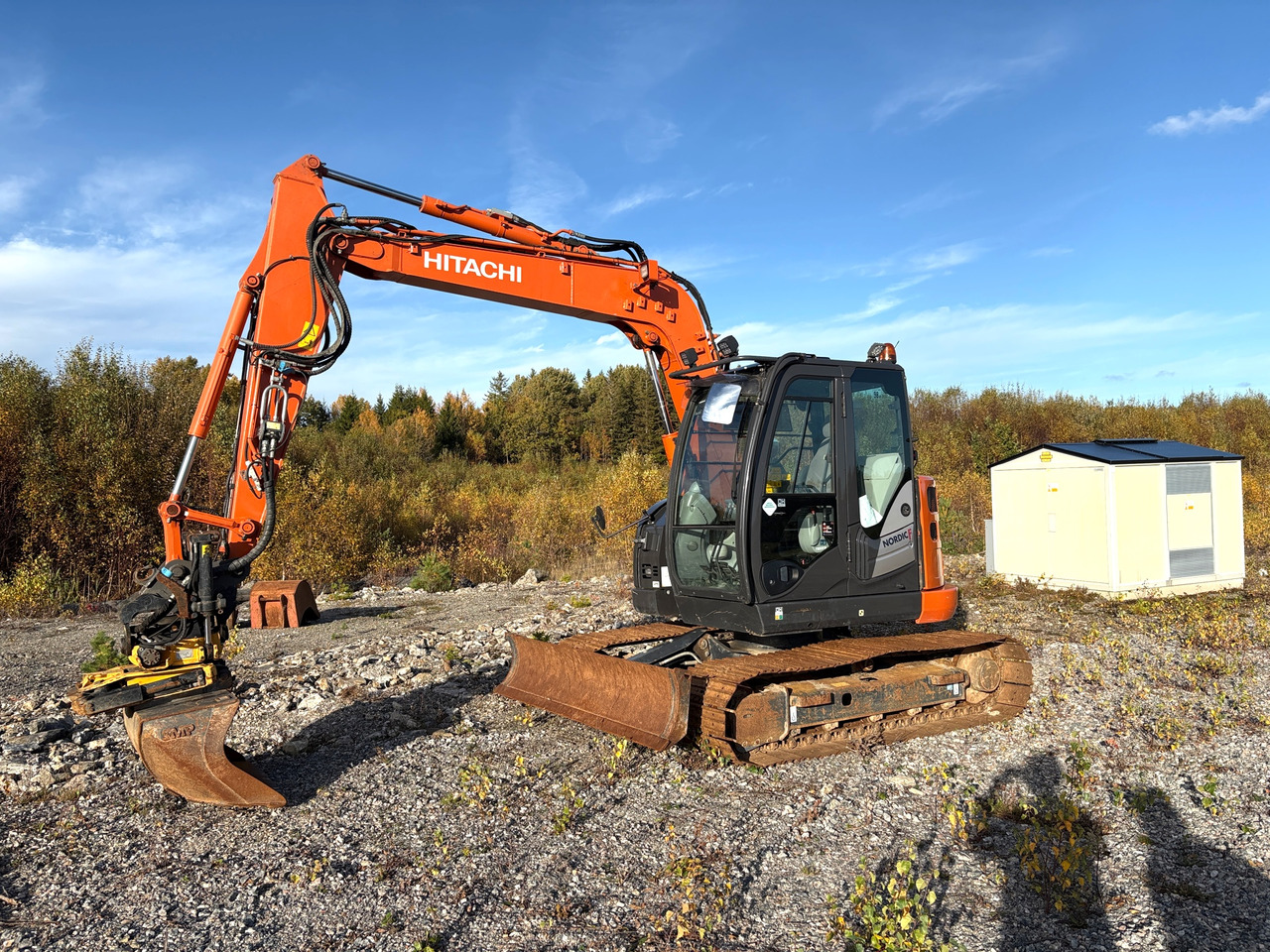 Hitachi ZX85US-6 - Kotrógép: 1 kép. Hitachi ZX85US-6 - Kotrógép: 1 kép.