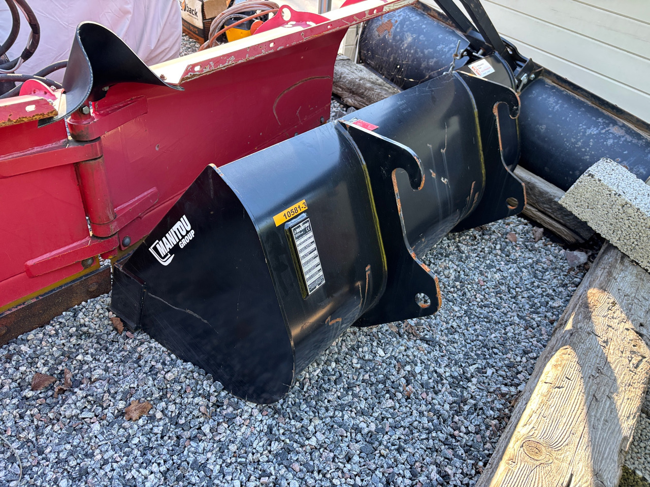 Manitou BGP 1500/400 - Kanál: 1 kép. Manitou BGP 1500/400 - Kanál: 1 kép.
