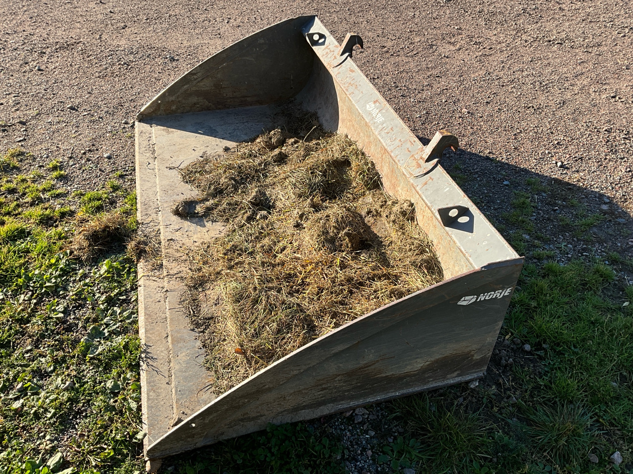 Norje 220cm - Kanál - Mezőgazdasági gépek: 1 kép. Norje 220cm - Kanál - Mezőgazdasági gépek: 1 kép.
