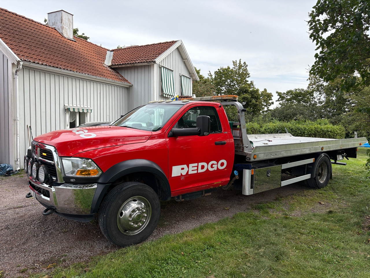Dodge RAM 5500 - Teherautó: 1 kép. Dodge RAM 5500 - Teherautó: 1 kép.