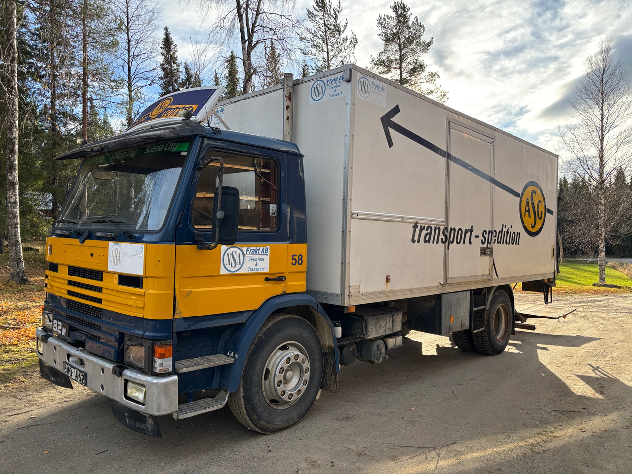Scania G82M - Teherautó: 1 kép. Scania G82M - Teherautó: 1 kép.