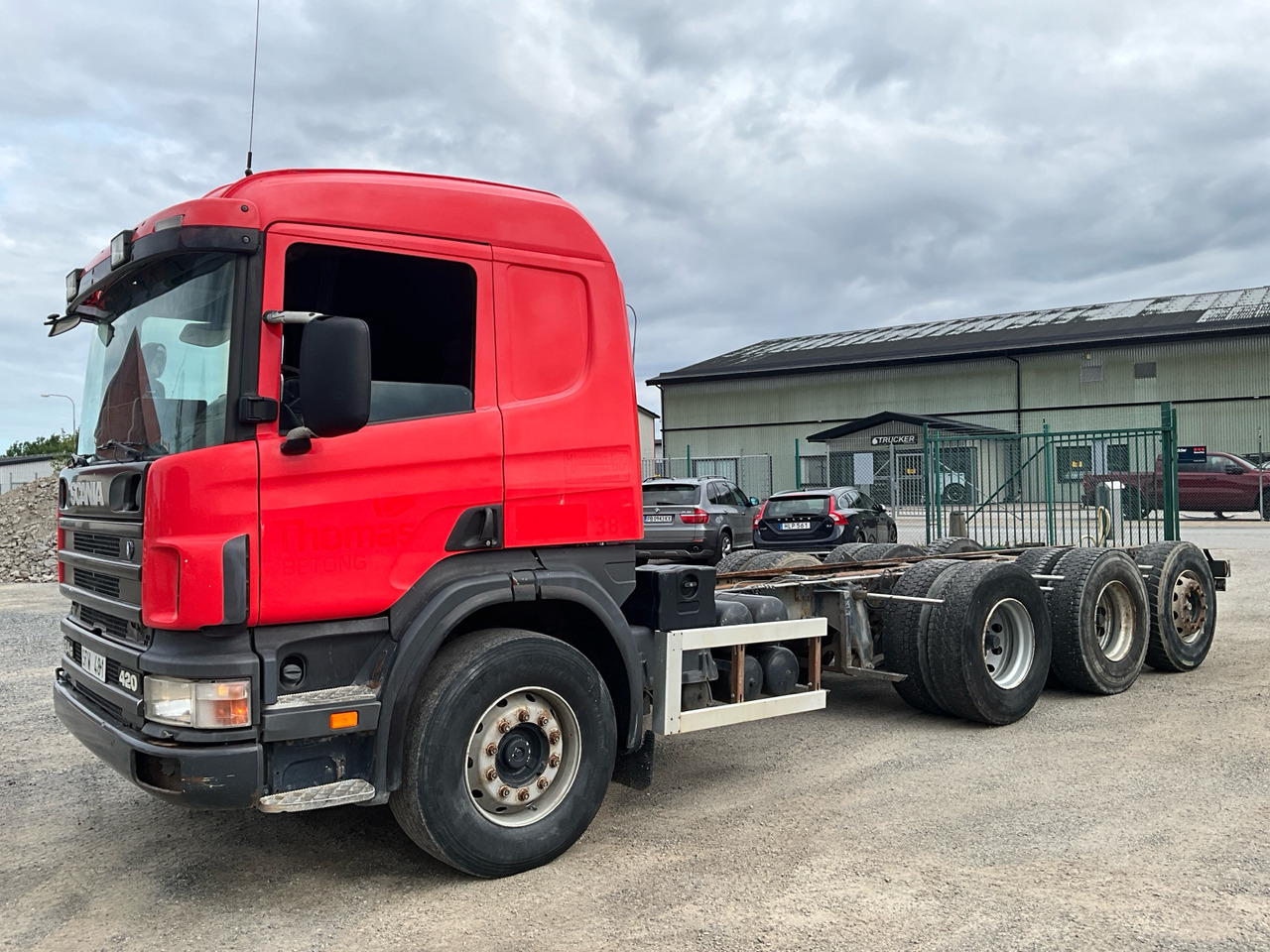 Scania P124GB 420 - Teherautó: 1 kép. Scania P124GB 420 - Teherautó: 1 kép.