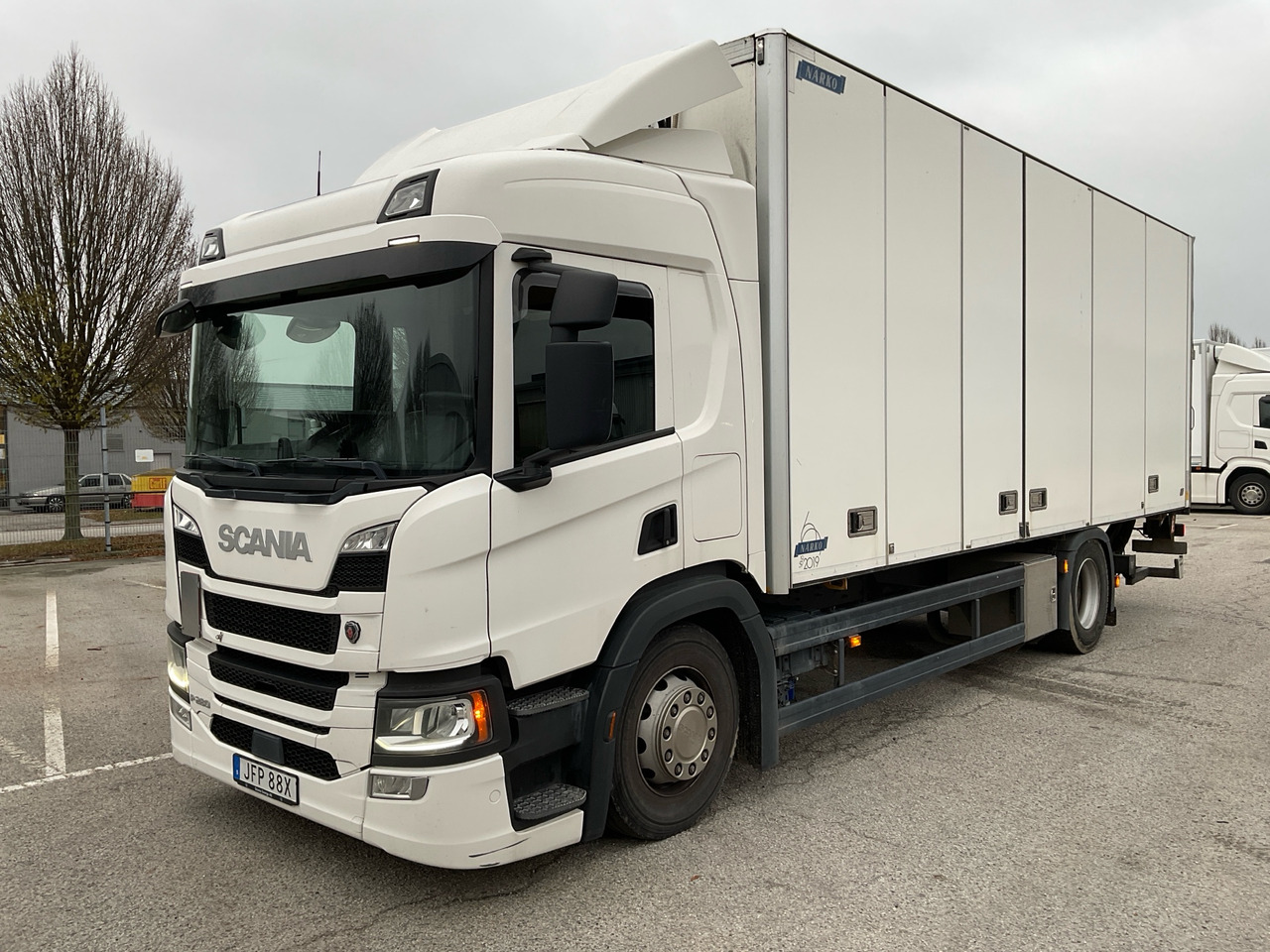 Scania P280 - Teherautó: 1 kép. Scania P280 - Teherautó: 1 kép.