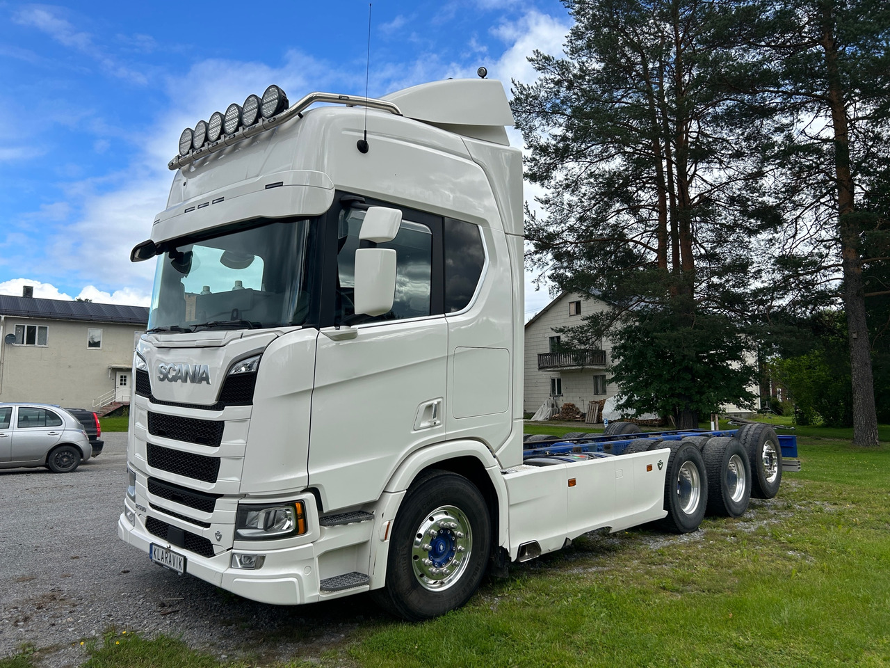 Scania R590B 8X4*4NB - Teherautó: 1 kép. Scania R590B 8X4*4NB - Teherautó: 1 kép.