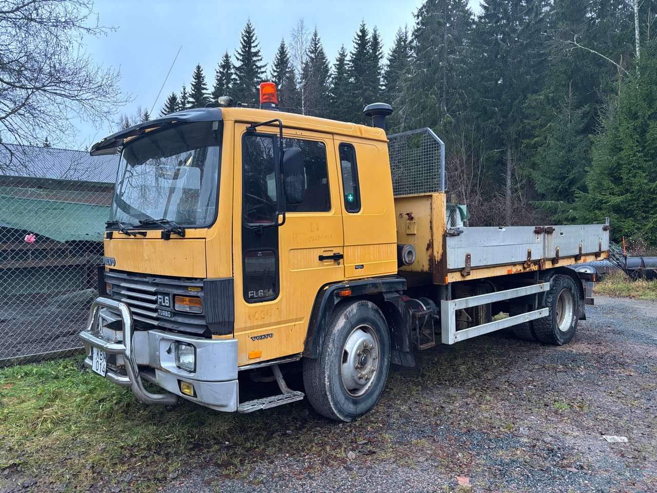 Volvo FL614 Turbo - Teherautó: 1 kép. Volvo FL614 Turbo - Teherautó: 1 kép.