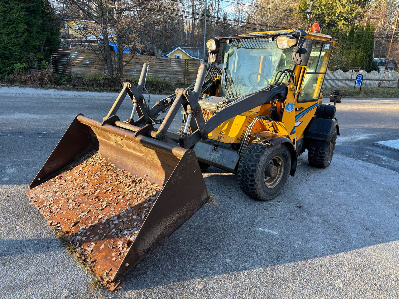 Wiile 455b - Többcélú/ Speciális jármű: 1 kép. Wiile 455b - Többcélú/ Speciális jármű: 1 kép.